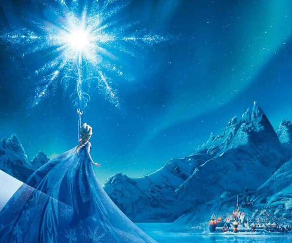 Peluche Elsa Reine des Neiges - Design Réaliste - Stock Limité – Le Royaume  des Neiges